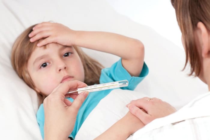 3 Remedios caseros para la fiebre del dengue en niños
